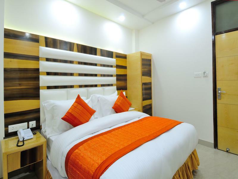 The Gold Inn - Paharganj Új-Delhi Kültér fotó